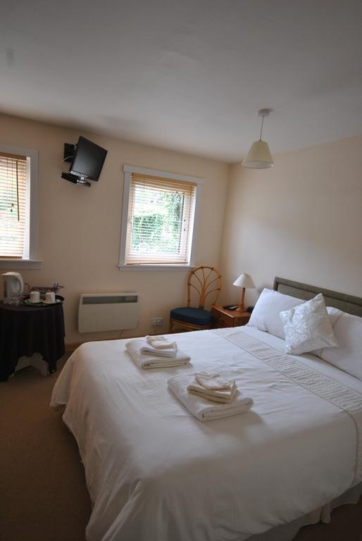 Glenarroch & Witchwood Hotel Kyleakin Bagian luar foto